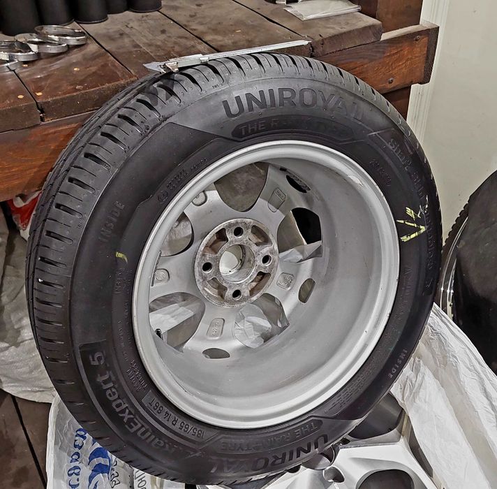 Покришка,Шини,Резина,Скат,Гума на Р14,Uniroyal,185/65 R14,RainExpert 5