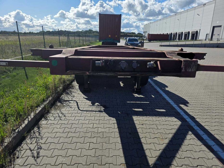 Naczepa podkontenerowa Wielton 20tka