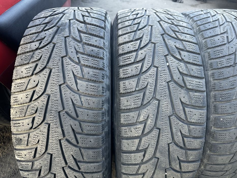 Пара зимней резины Hankook Winter Pike 215/60 R16