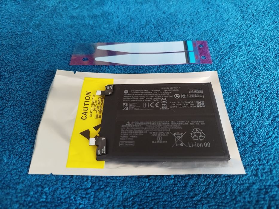 Zestaw do Xiaomi 11T Pro – tylna klapka, 3 etui i bateria