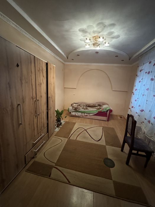 Продається напівособняк на вулиці Шпеника, в центрі м. Ужгород