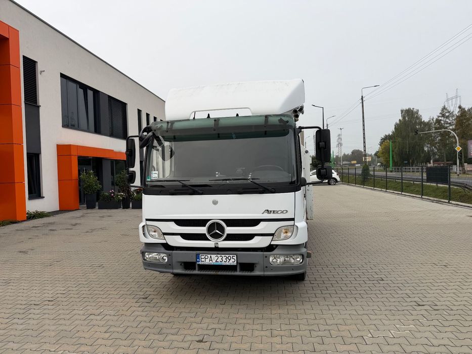 Mercedes-Benz Atego 818  Mercedes Atego 818 WINDA