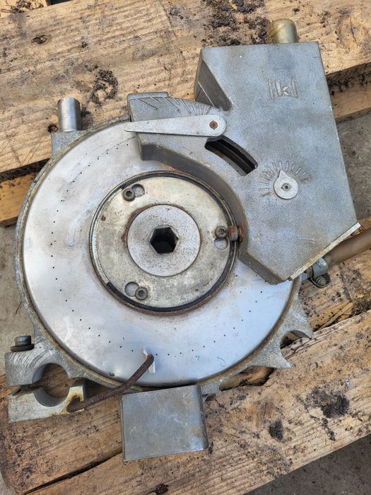 Siewnik do warzyw, marchwi, pietruszki, cebuli sfoggia