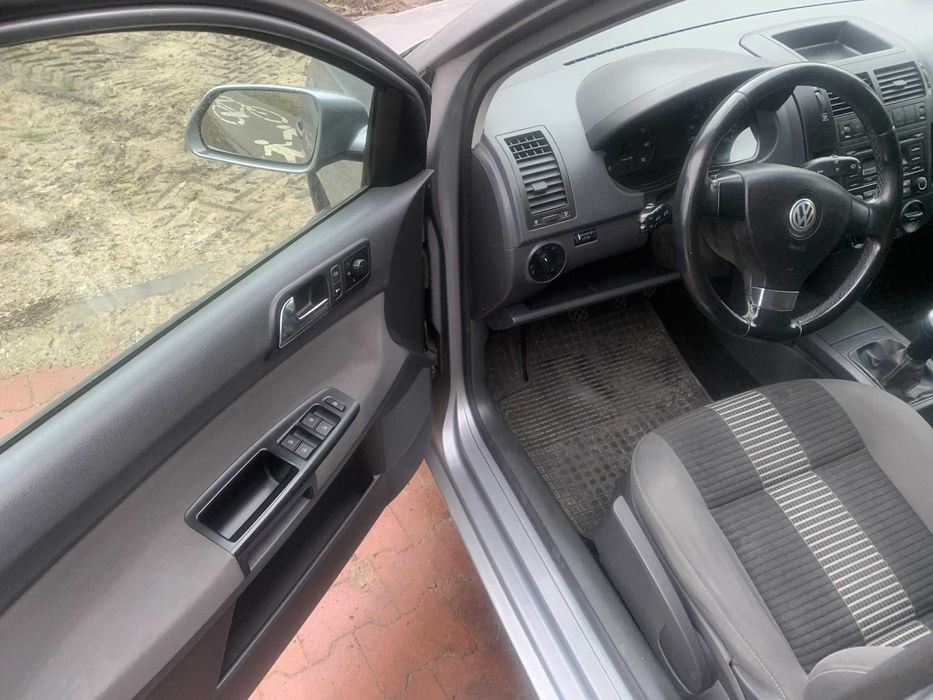Volkswagen Polo 1.4cm3 MPI Benzyna r. tel.784;543;673;