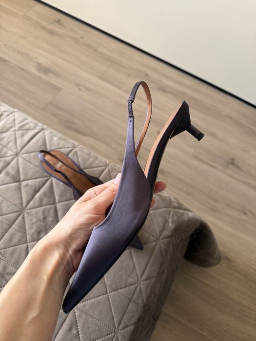 Туфлі Zara сатинові