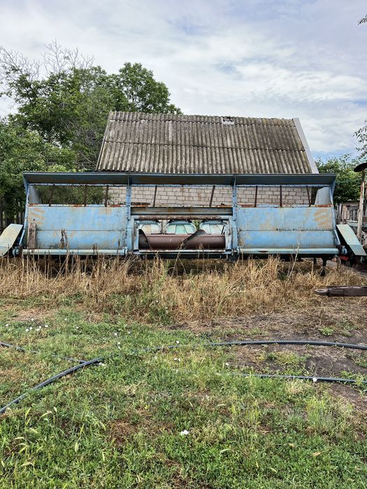 Комбайн дон 1500 Б
