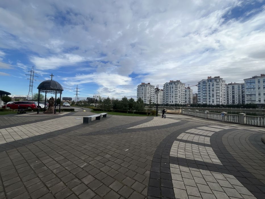 Калинова слобода-2,містечко закритого типу,сучасна квартира.