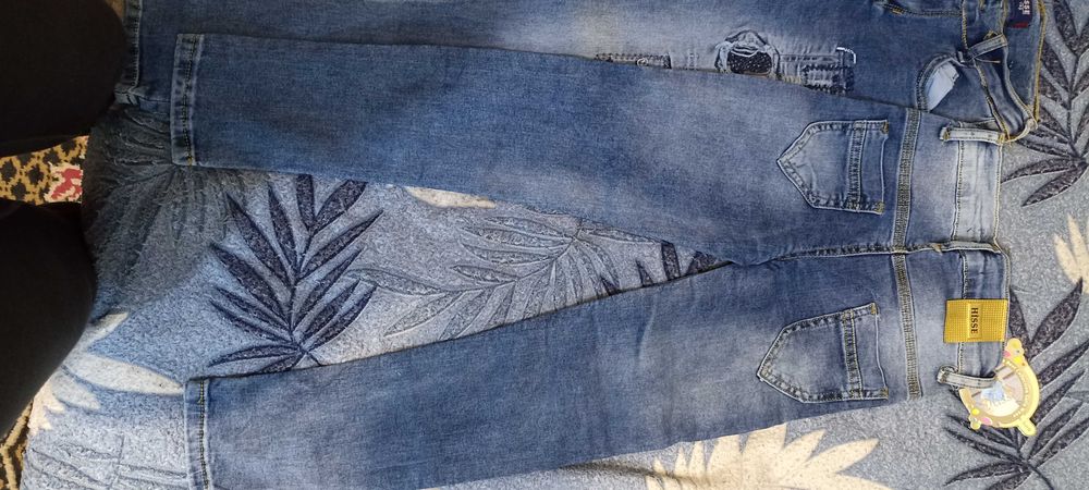 Отдам штаны новые для девочки