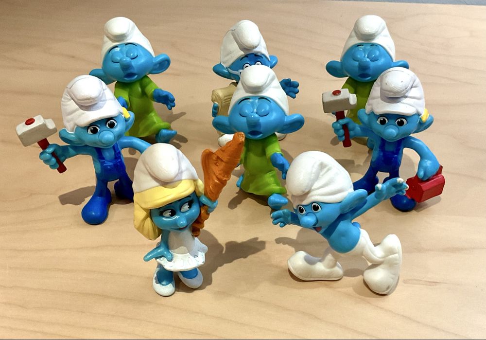Oito bonecis Smurfs ou Pitufos ou Strumps