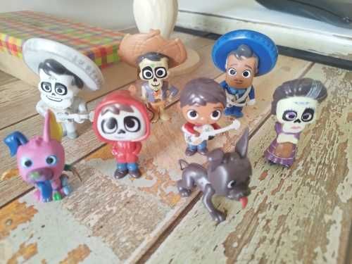 8 Disney Pixar Coco & Moana (Vaiana) Figurines64740469500161121