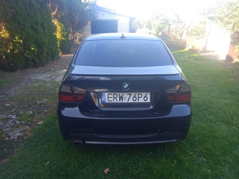**BMW seria 320i**