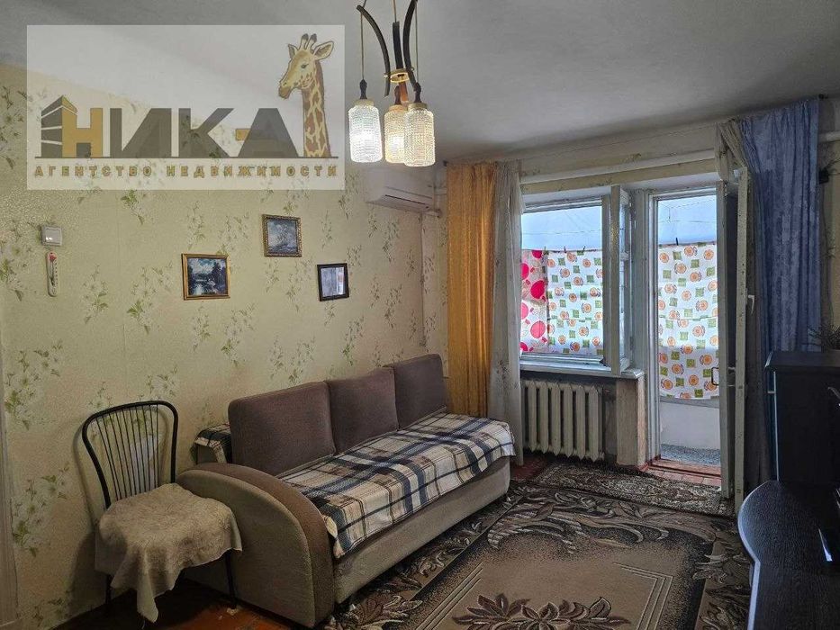 Продам 1 кімнатну квартиру вул. Глісерна