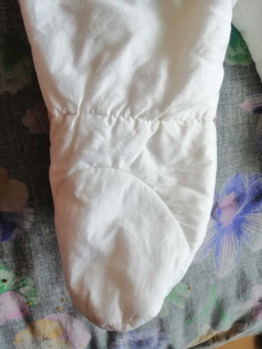 Kombinezon niemowlęcy biały