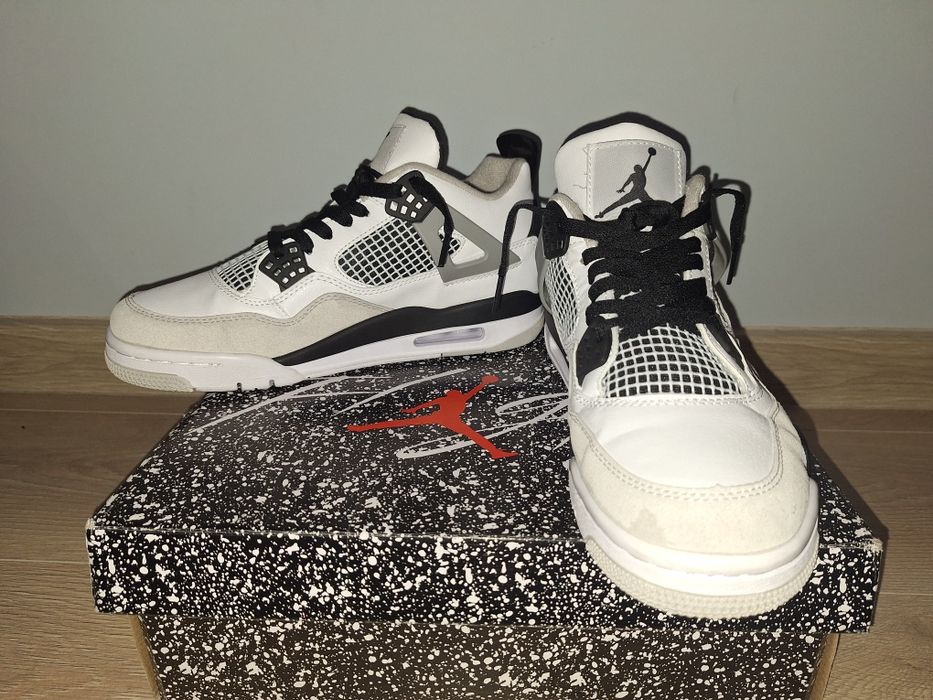 Buty Jordany 4 military black