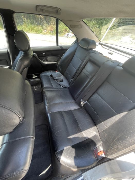 BMW 520i    1990