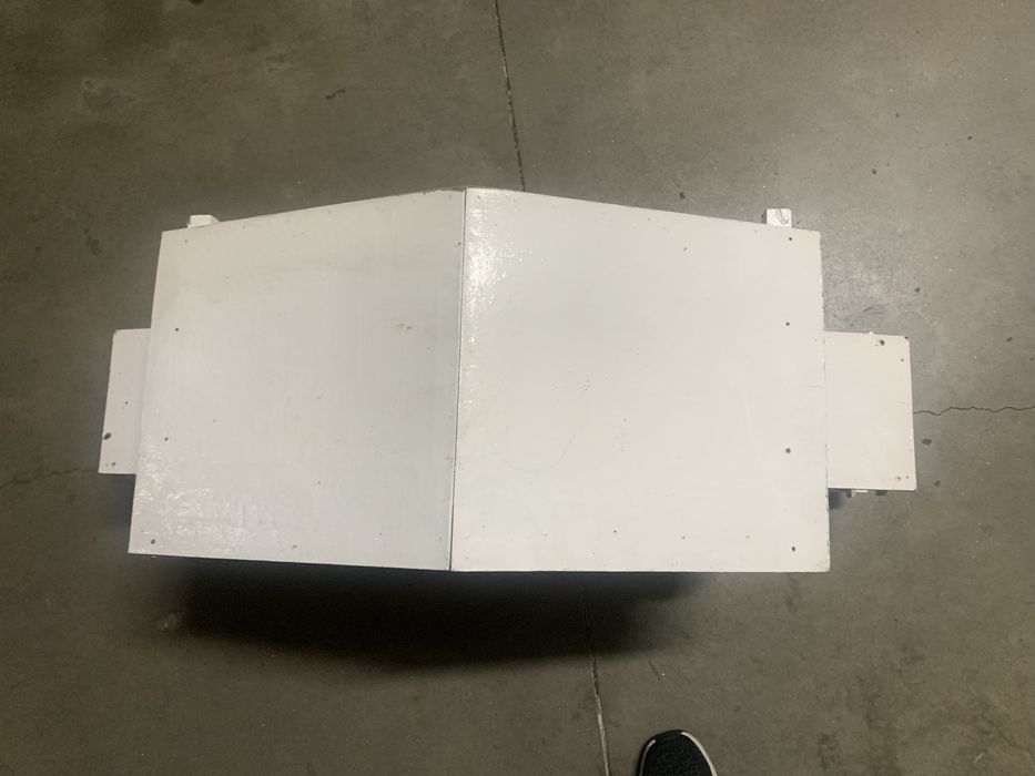 Gaiola arteaanal de madeira