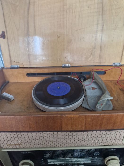 Radio z gramofonem