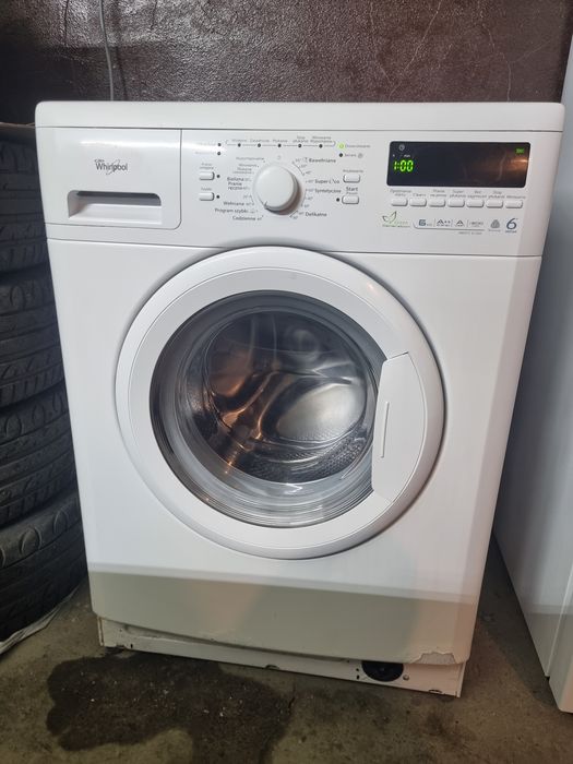 Pralka whirlpool