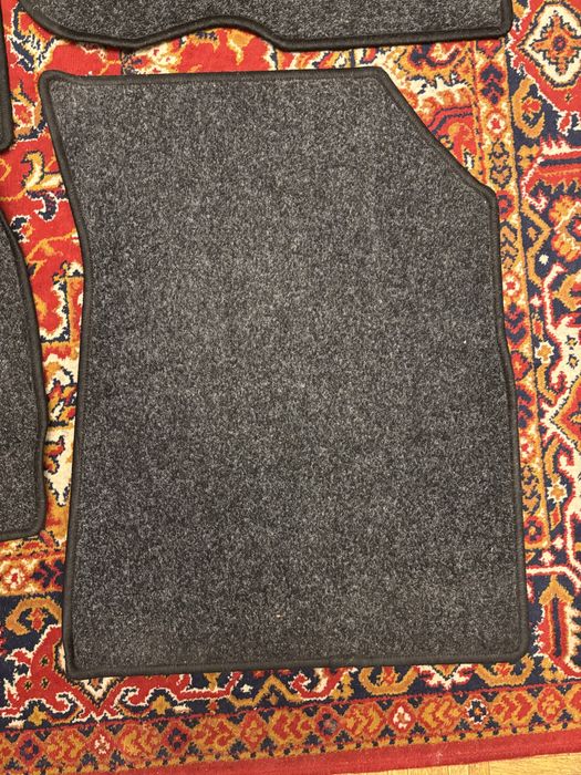 Oryginalne dywaniki Nissan Micra k13