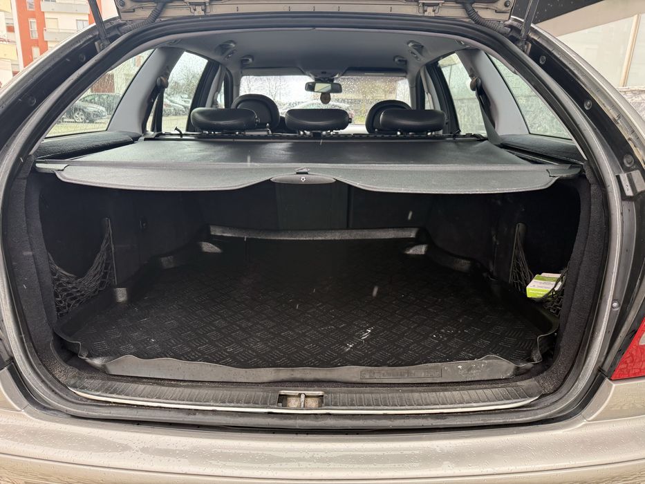 Mercedes C200 Cdi Auto Excelente