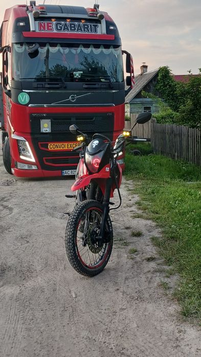 Мотоцикл марки Loncin Pruss 200
