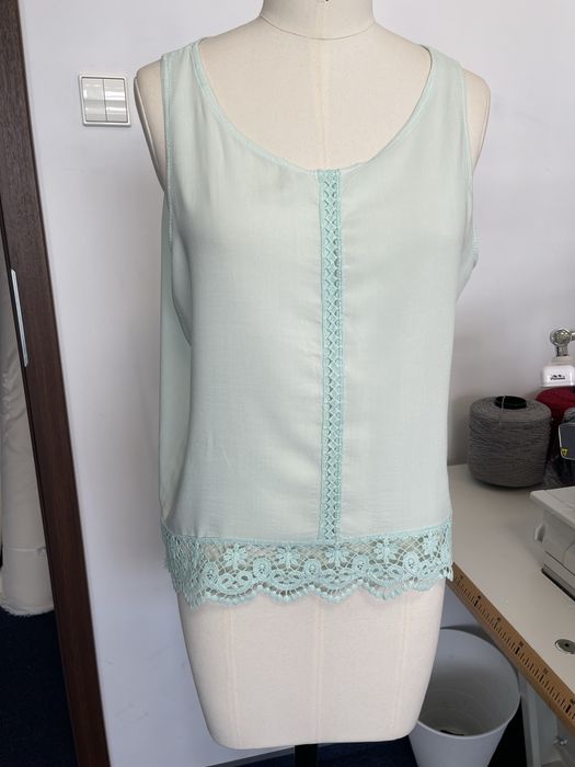 Letnie topy. Rozmiar s,m.