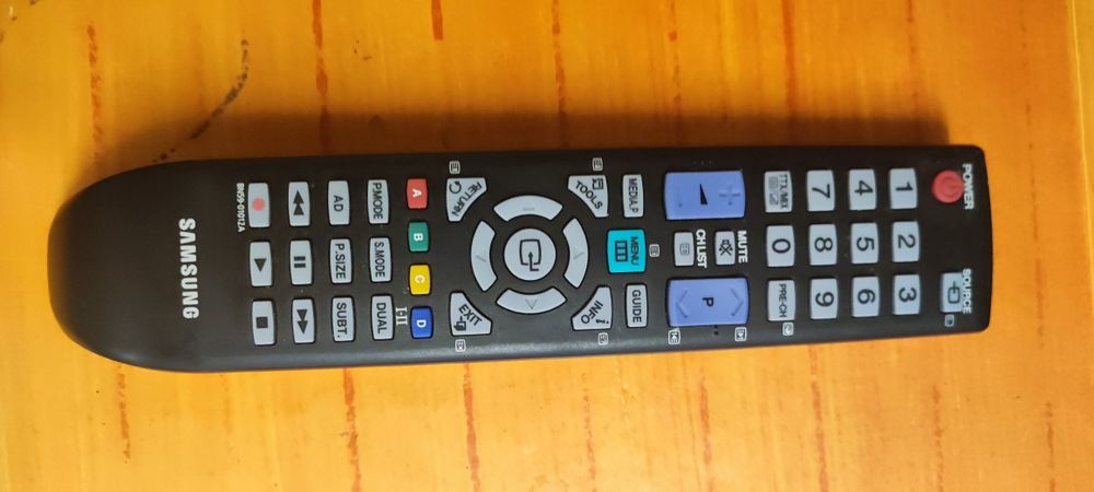 TV Samsung 42 polgadas 106 cm