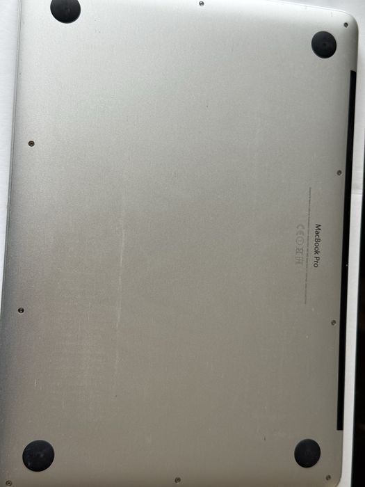 MacBook Pro 13” 8GB RAM 250GB Disco
