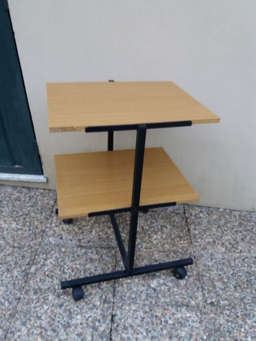 Mesa Tv/Apoio com rodas64740556123906120