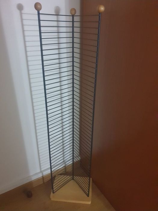 Estante para DVD