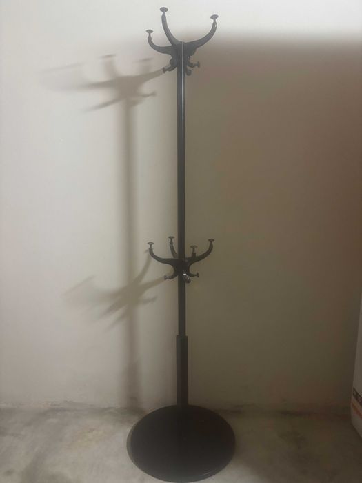 Cabides em ferro Ikea