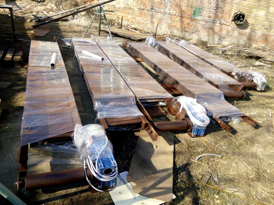 Шнековий погрузчик (навантажувач, зернометатель, конвейєр) зерна, соі