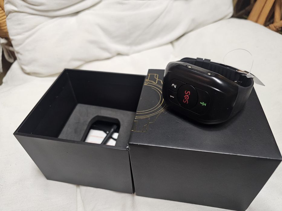 LOKALIZATOR GPS w formie zegarka/opaski | Do monitorowania zdrowia