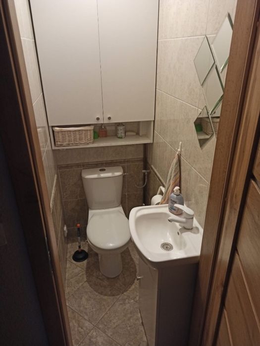 Wynajmę pokój dla studiującej młodzież y