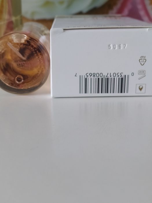 Jovan Musk i White Musk, cena za całość