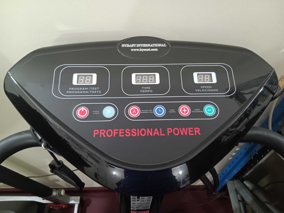 Plataforma vibratória64284020670593123