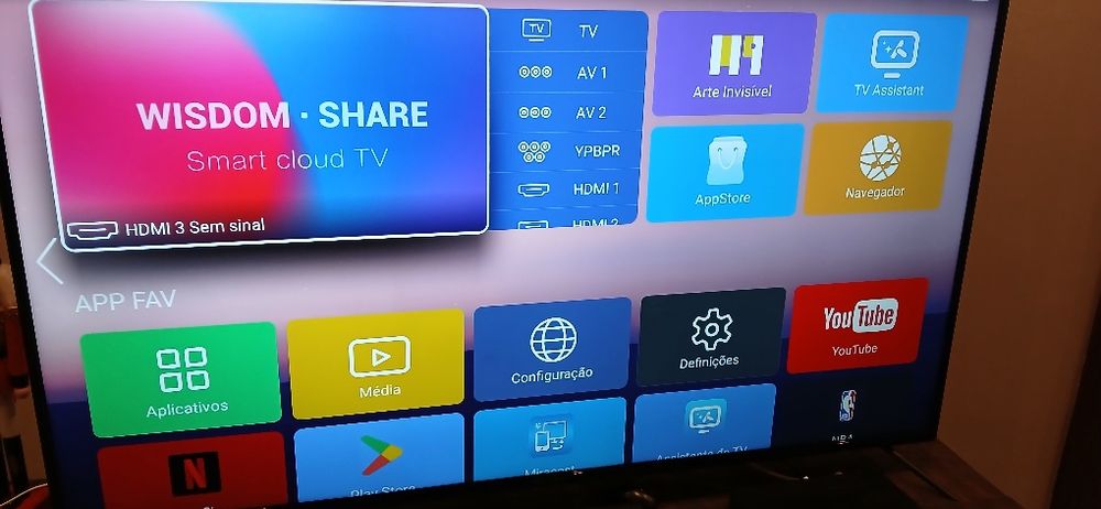 Televisor Smart Android Silver de 65 polegadas, resolução 4K Ultra HD