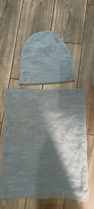 Komplet damski cienki czapka +komin