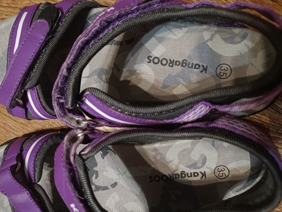 Босоніжки для дівчинки Kangaroos