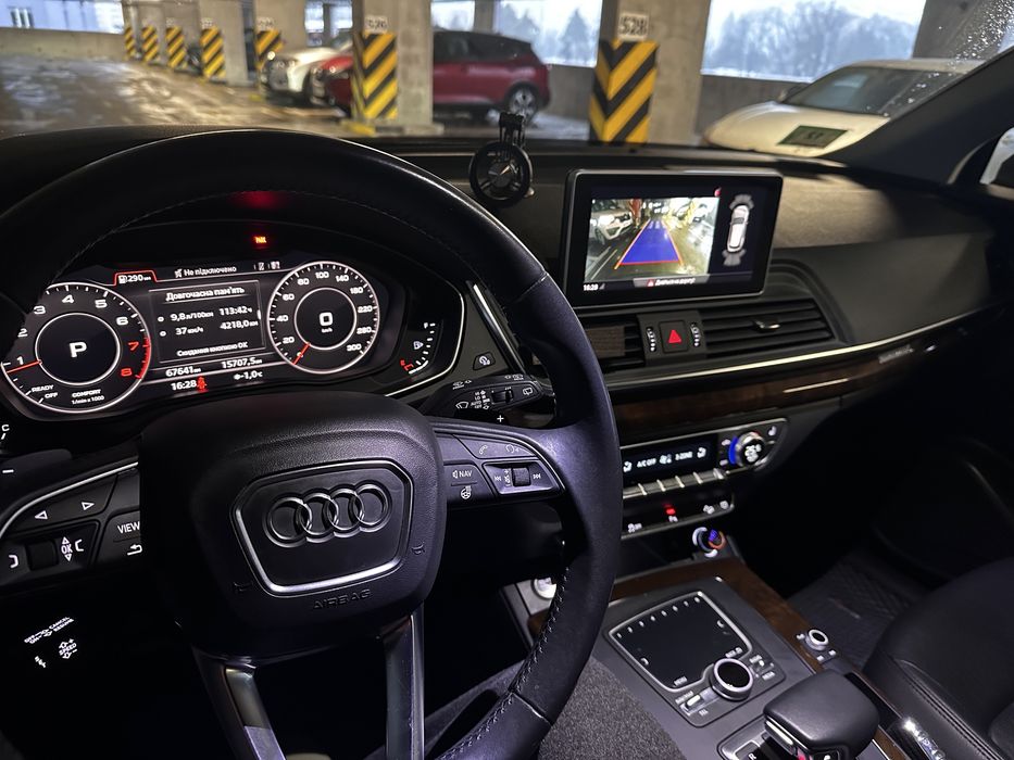 Audi Q5 2018 premium plus