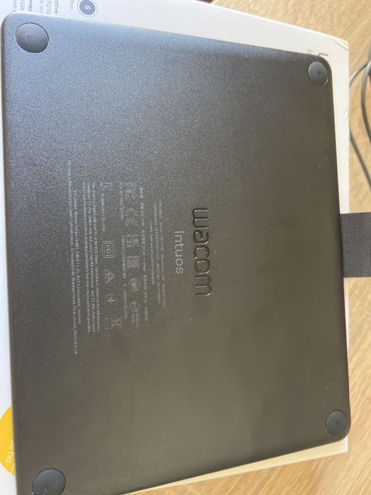 Планшет графічний wacom intuos S