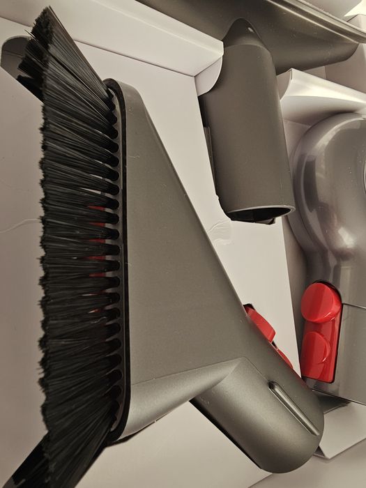 Dyson oryginalny zestaw do sprzątania mebli, nowy!