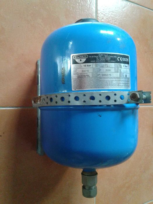 Vaso de expansão Zilmet de 8 lts, como NOVO!64285067004930120