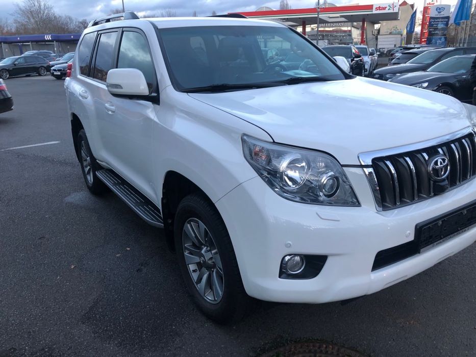 Toyota Land Cruiser 3.0 D-4D 60th Anniversary