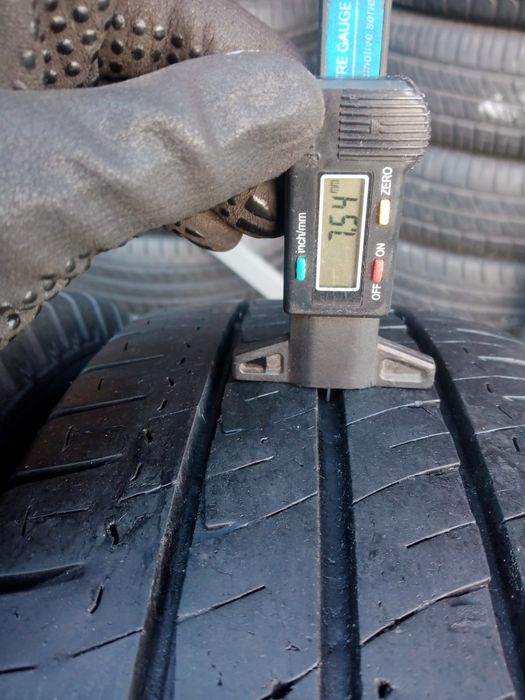 215 70 r15c Michelin Літо