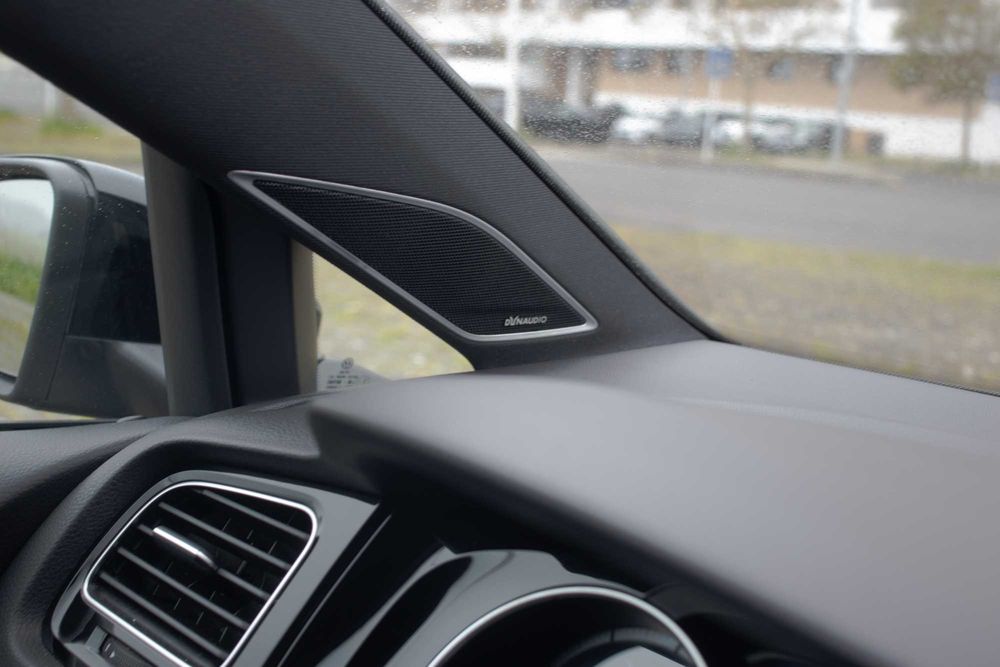 VW Golf 7R 2.0 TSI 300 cv DSG 4 portas