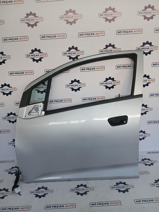 PORTA FRENTE ESQUERDA CINZENTO CHEVROLET SPARK 1.0 ANO: 2013