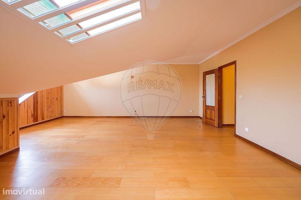 Apartamento T3 Duplex em São Bernardo — São Bernardo, Aveiro