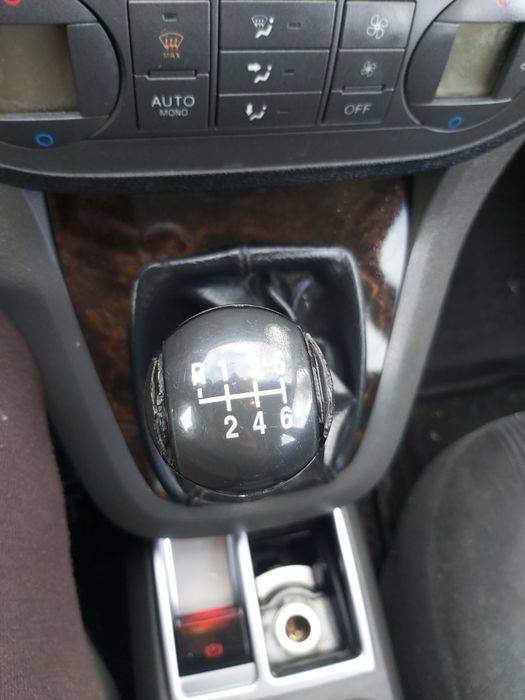 Продам Ford C-MAX