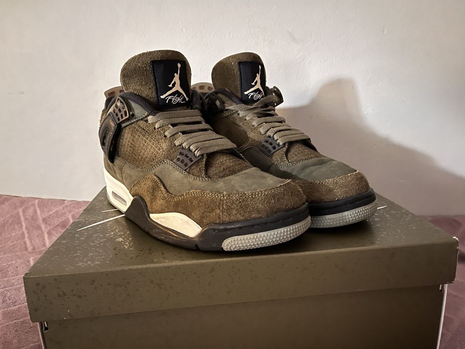 Jordan 4 Olive green